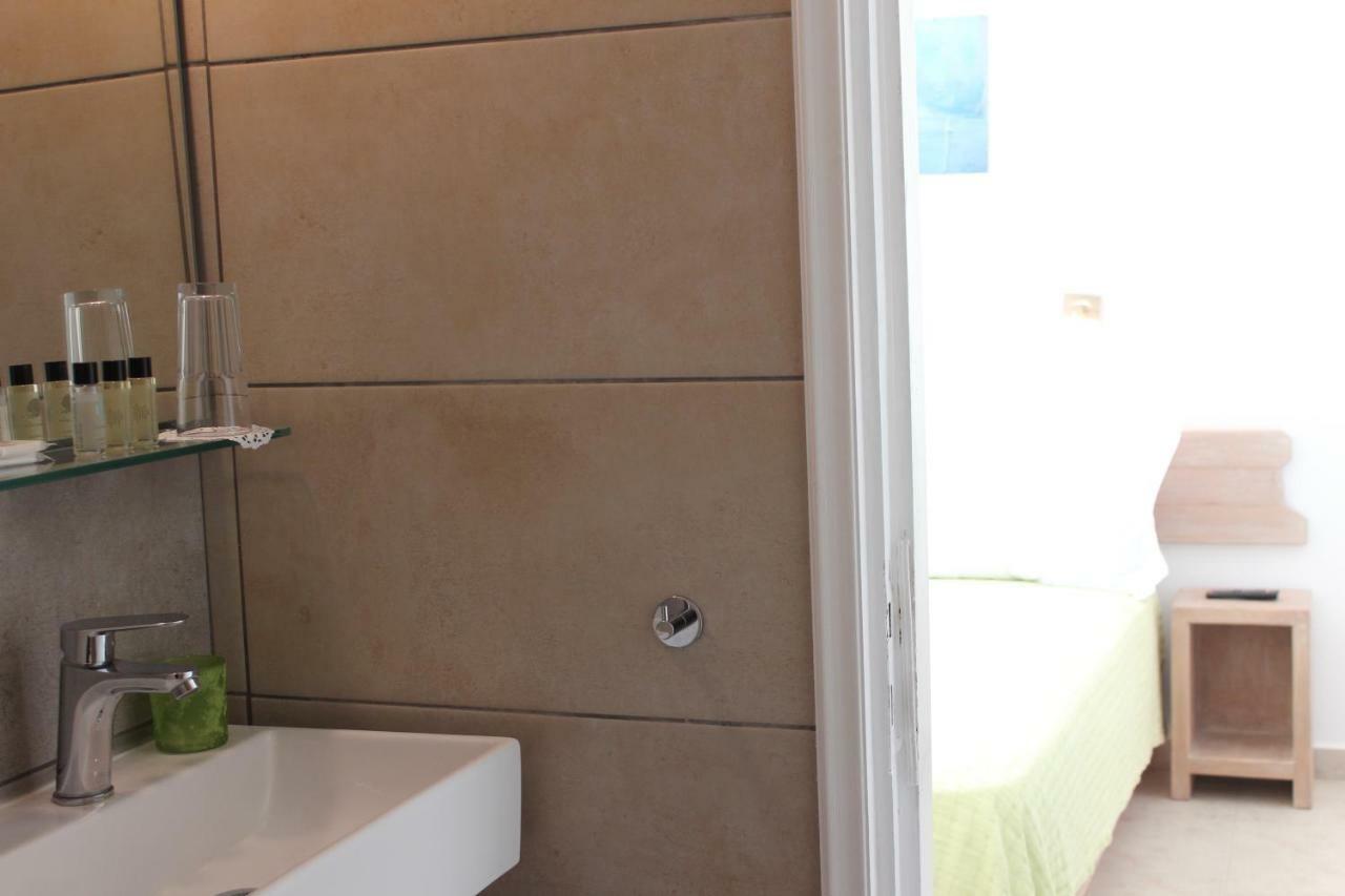 Londos Hotel Piso Livadi Bagian luar foto