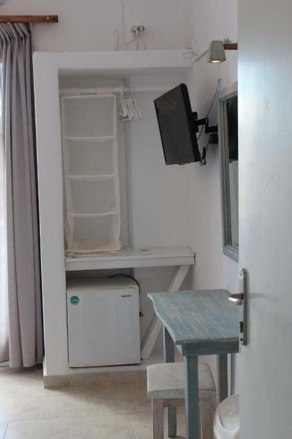 Londos Hotel Piso Livadi Bagian luar foto